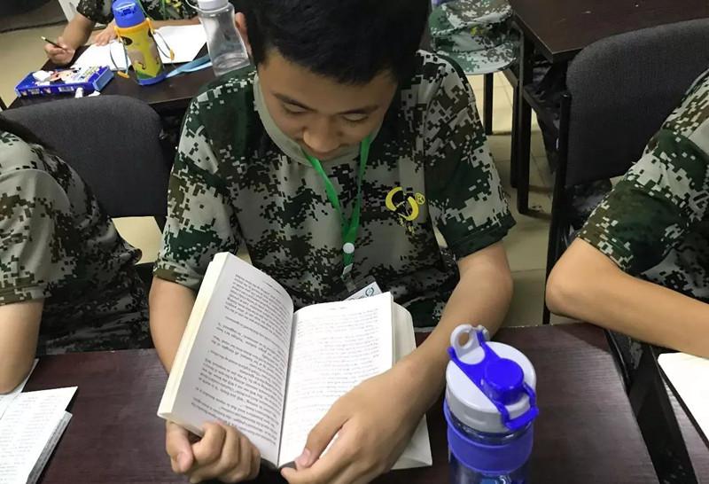 不要对孩子大吼，用这样的方法管教孩子最有效！