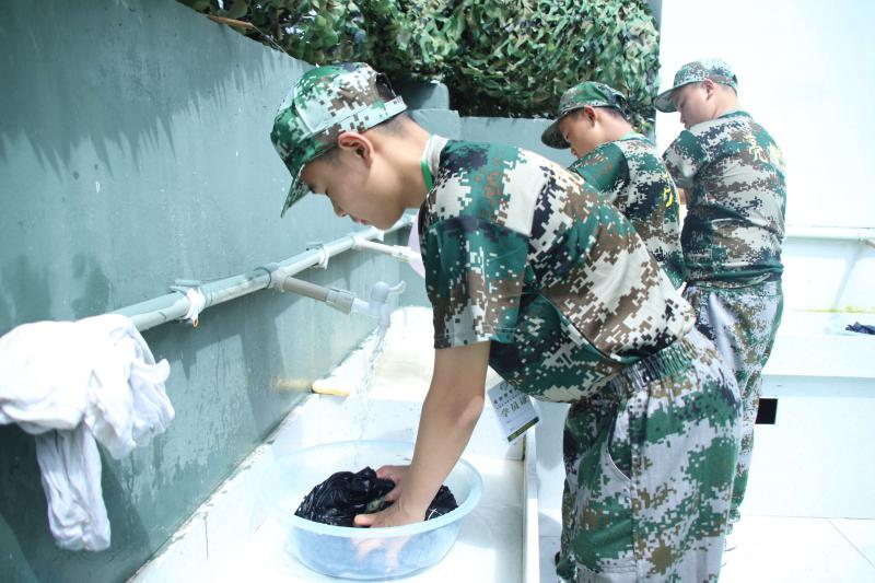 不快乐的教育，会毁掉孩子的一生